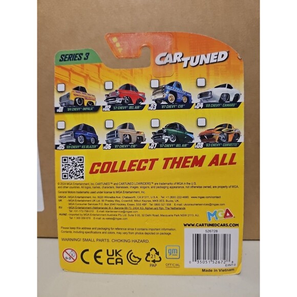 2025 Car Tuned Diecast Series 3 '57 Chevy Bel Air - Picture 2 of 2